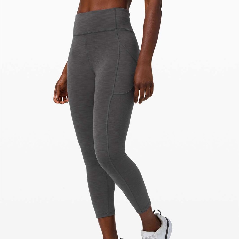 Lululemon Invigorate High-Rise Tight 25"
Heathered Graphite Grey
